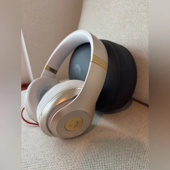 Beats White and Gold Headphones with Red Cable